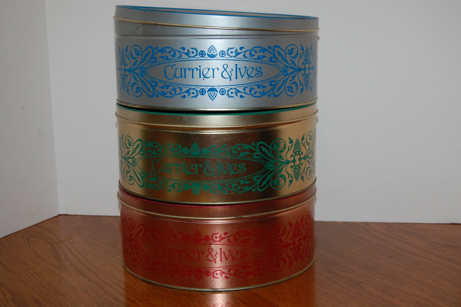 Vintage Cookie Tin Currier & Ives Schwan’s Limited Holiday Edition