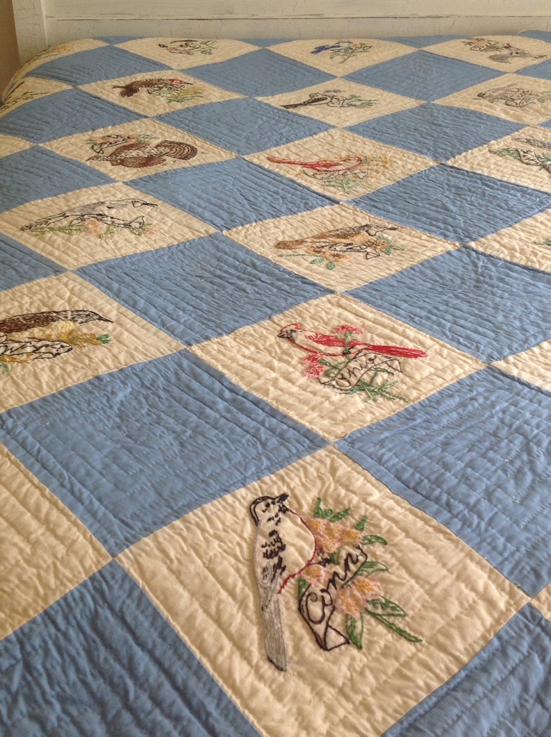 Vintage Quilt Exquisite State Bird/Flower Hand Quilted