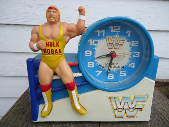 Hulk Hogan WWF Quartz Talking Alarm Clock