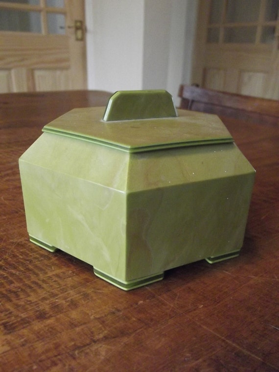 bakelite jewellery box in pale green