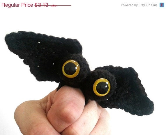 PATTERN- Crochet Bat Finger Puppet,  Halloween Kids Party Favor Supplies,Soft Play Teaching tool
