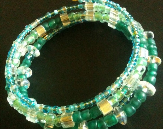 clearance! blue and green glass memory wire bracelet