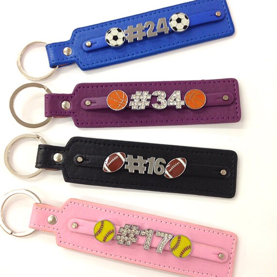Custom design sports keychain/ you choice of