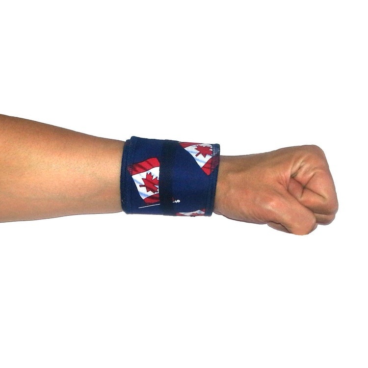 Athletic Wrist Wraps Canada Flag by DERMALICIOUS on Etsy