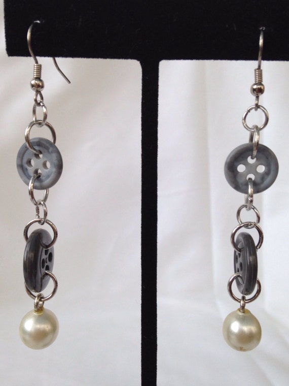 Items similar to Buttons and pearl like earrings on Etsy