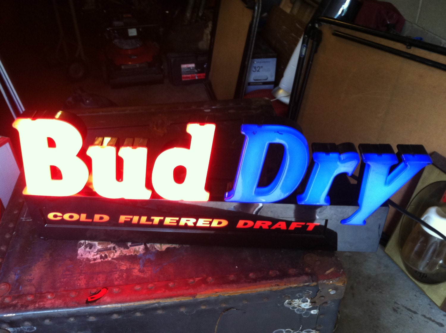 SaLe Vintage 1991 BUD DRY BEER light up sign neon by bigbootyjudys