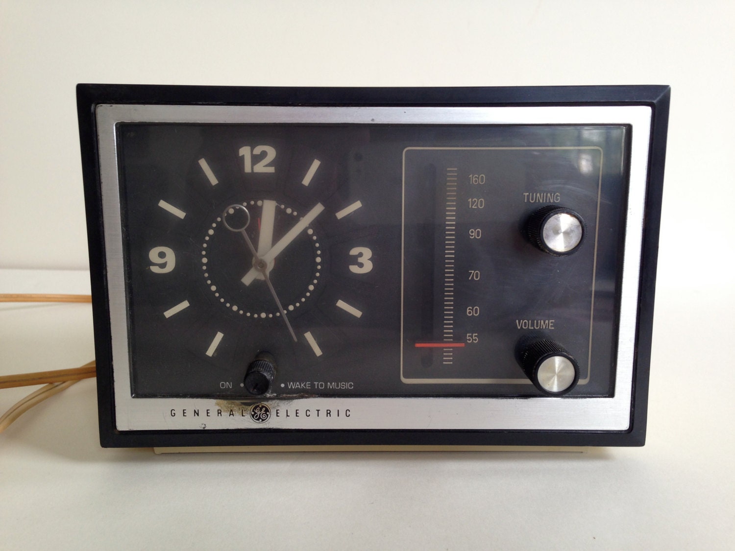 Vintage 1970s GE General Electric Alarm RADIO by BROCANTEBedStuy