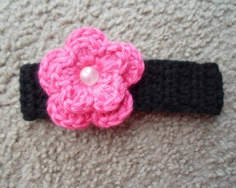 Black w/ Pink Flower Headband. Available in Sizes from Newborn-Toddler.
