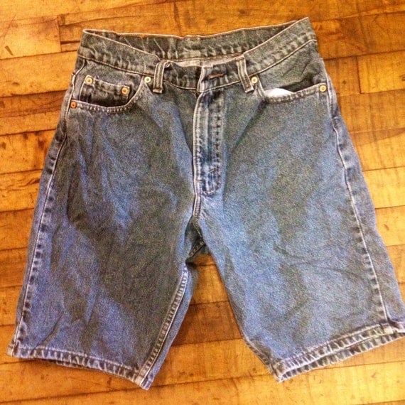 Items similar to Vintage Mens 1980s Levis 550 Denim Shorts JORTS waist ...
