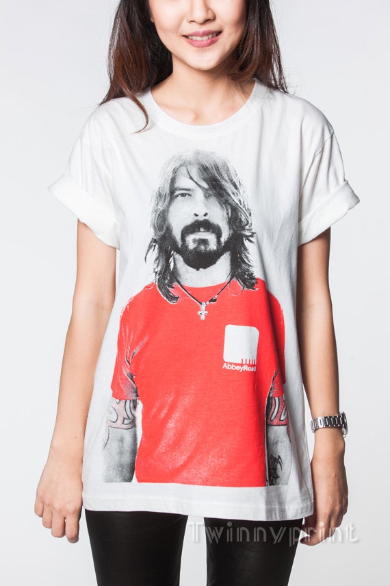 Dave Grohl Women Tshirt Foo Fighters Rock Band by TwinnyPrint