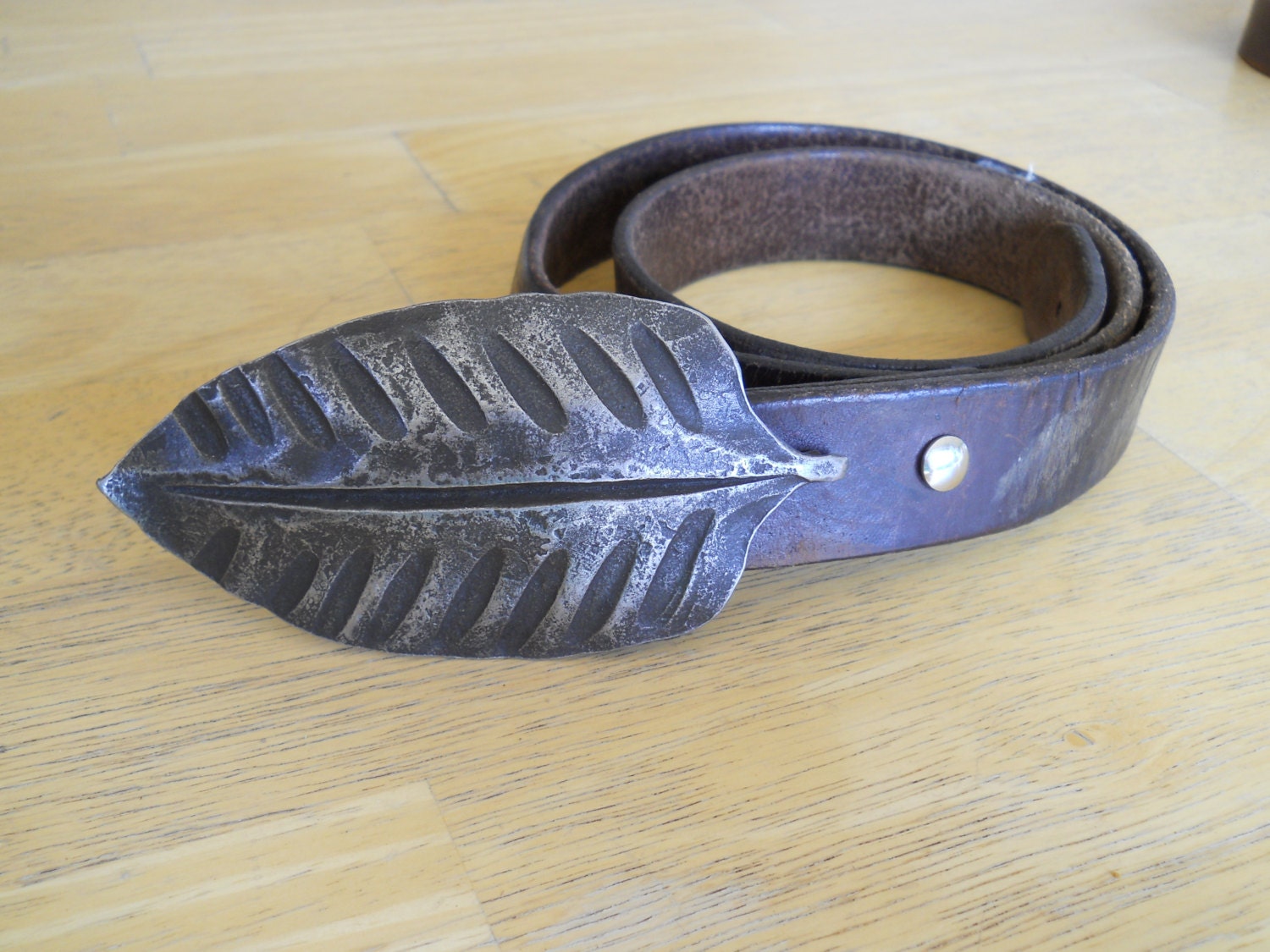 Leaf belt buckle hand by ArtisanBlacksmith Peter