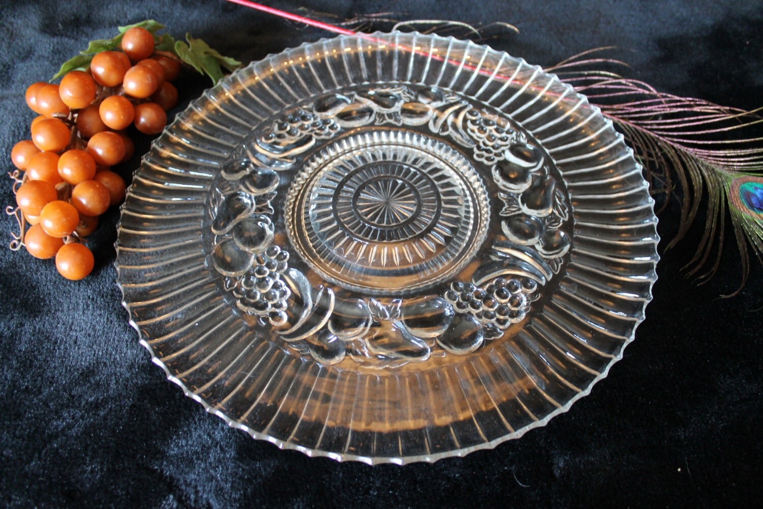 Large Scalloped Glass Serving Tray 14″ Beautiful Haute Juice