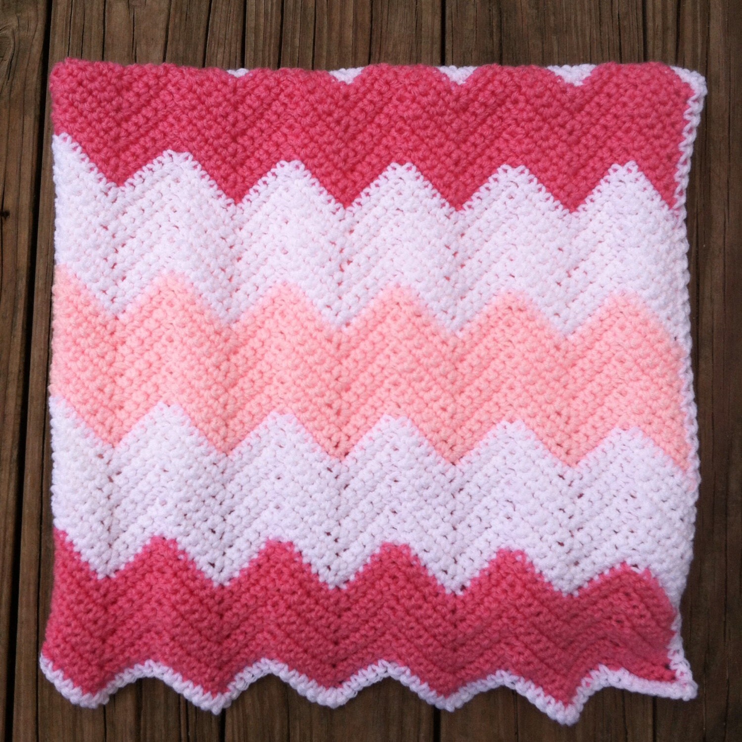Crochet chevron wavy baby blanket