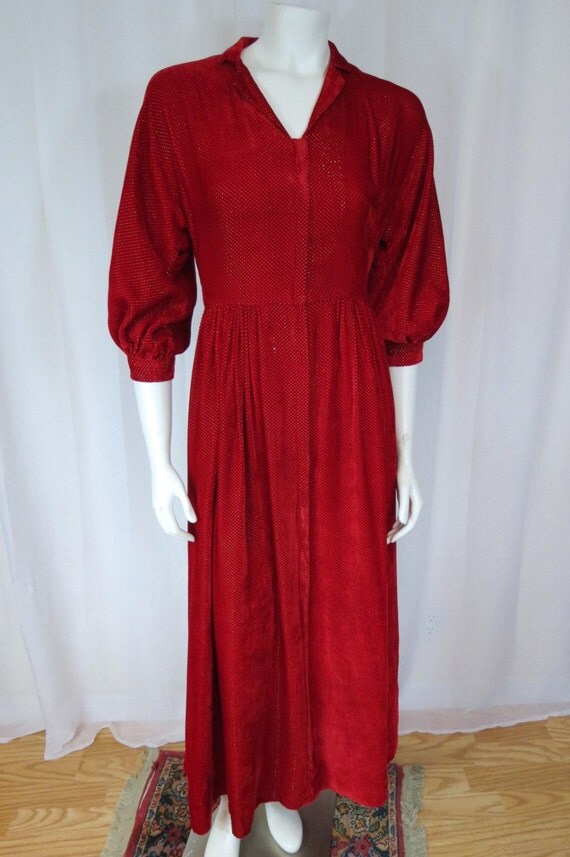 Linda California 1940s deep red velvet dress with gold