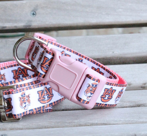 Auburn Dog Collar in light pink