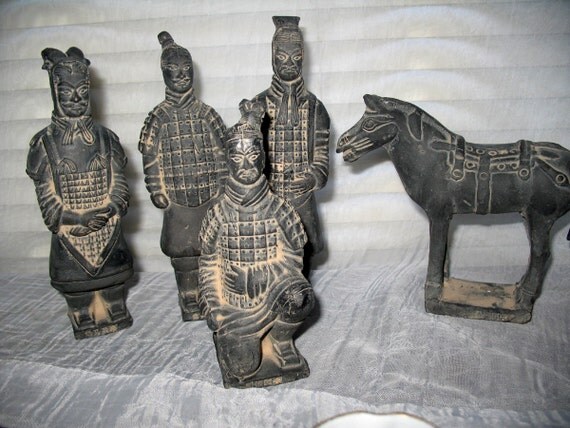 terracotta of qin dynasty figurines