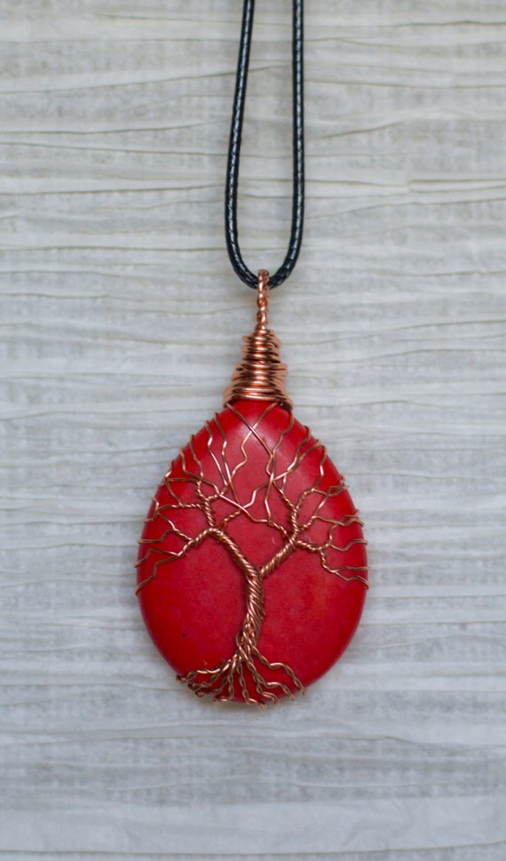 Tree of Life fil gainé rouge Pierre pendentif collier
