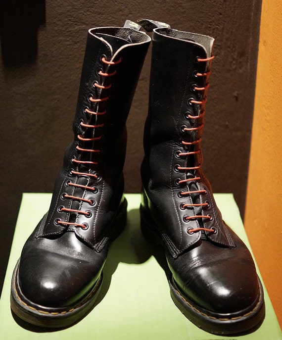 14 hole doc martens