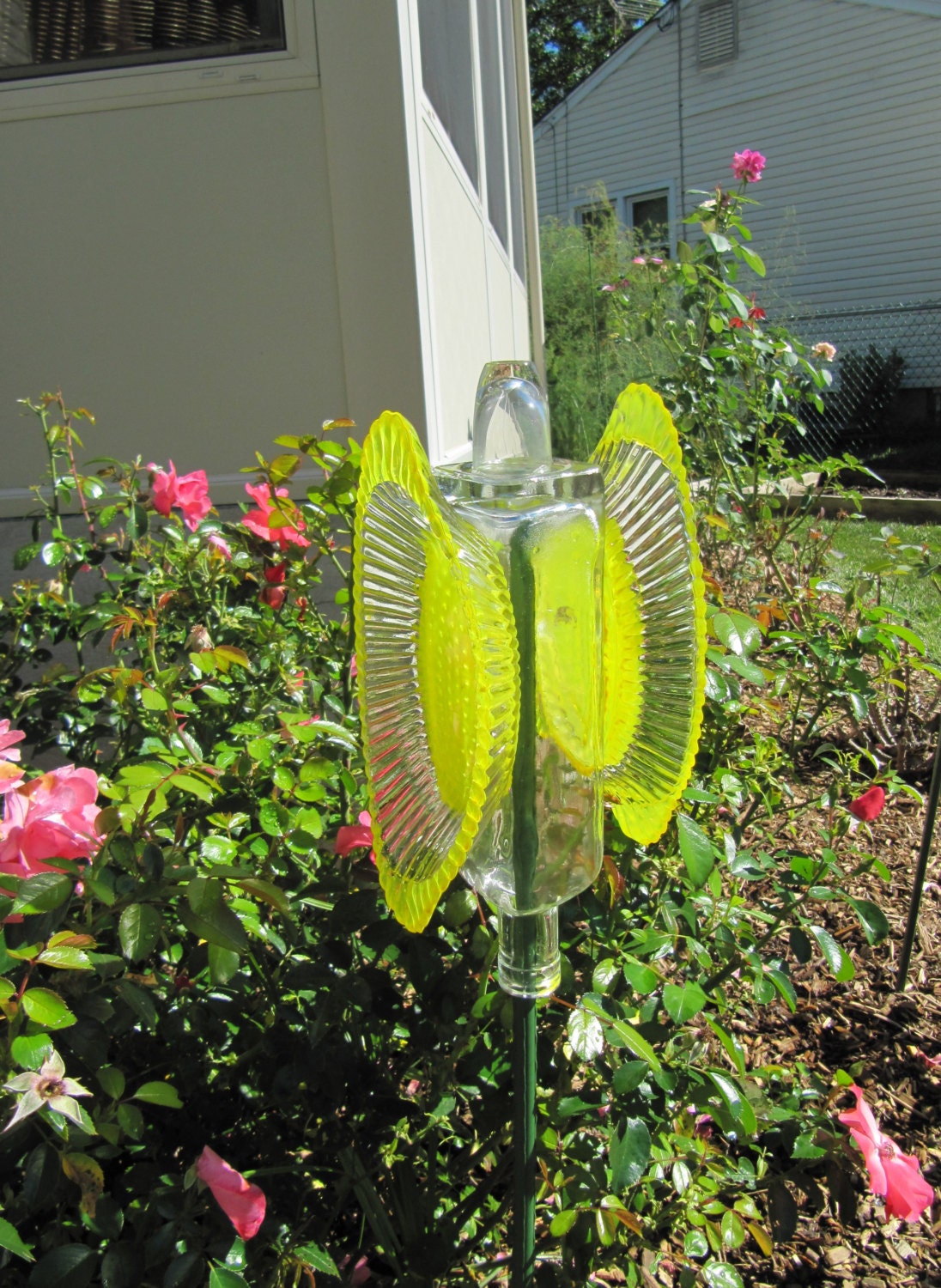 butterfly garden art glass garden art by ADelicateTouch1 on Etsy