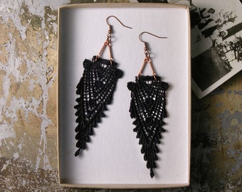 black lace earrings // HIPPOLYTA // art deco earrings / geometric / gatsby / boho chic, long earrings, lace jewelry, victorian