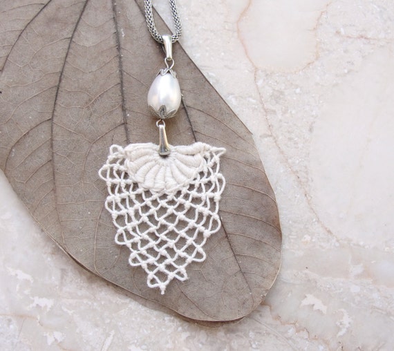 Needle lace Necklace Bridal Pearl Necklace and by StaroftheEast