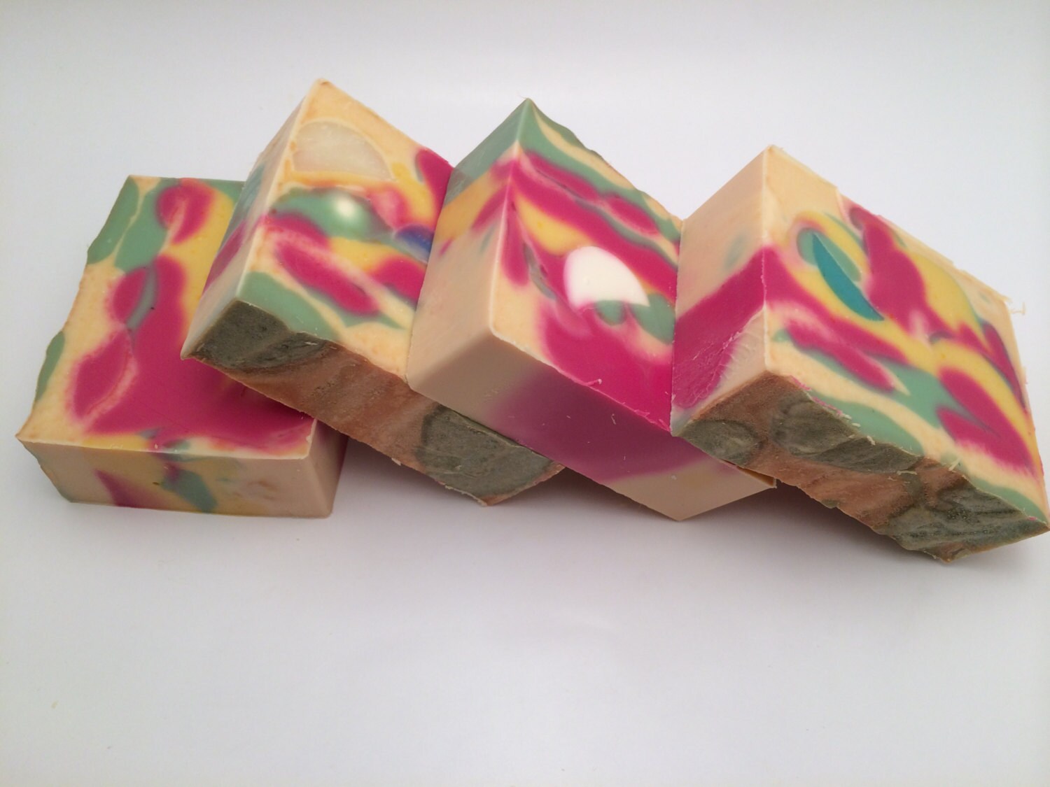 Bubble Gum-Handmade Soap-5oz Bar