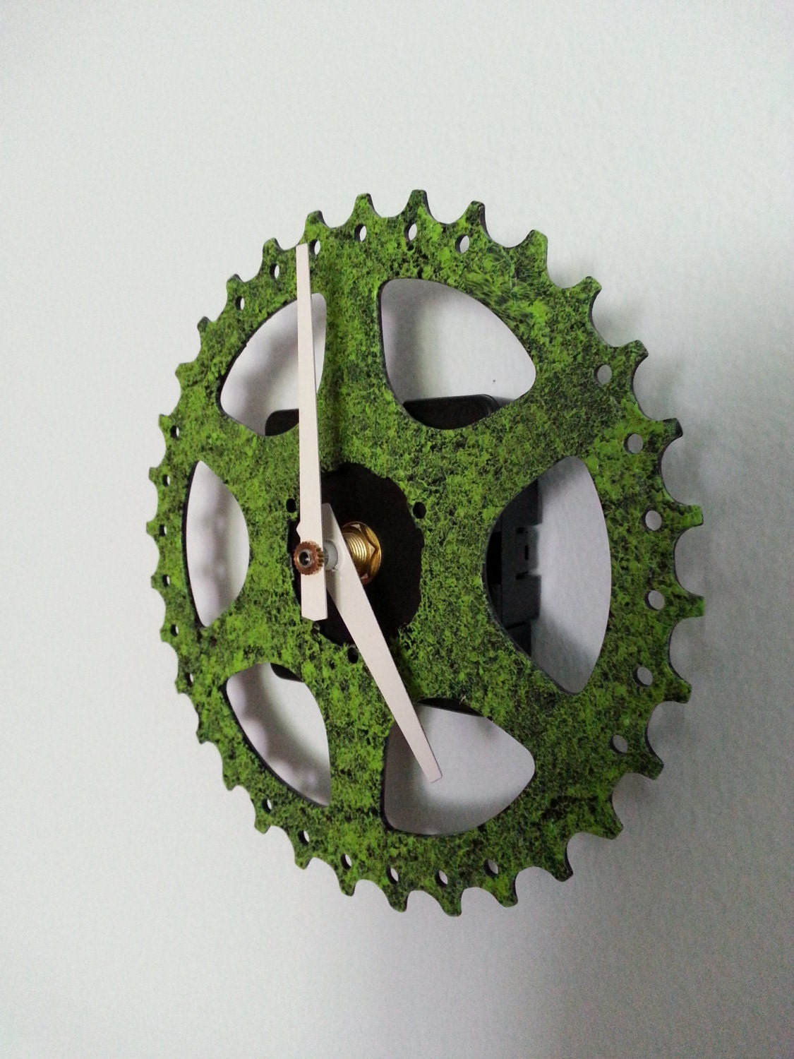 bike gear wall clock, green steampunk buy now online