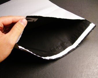 100 poly mailer - 10 x 13 - self sealing - poly envelopes - Good quality