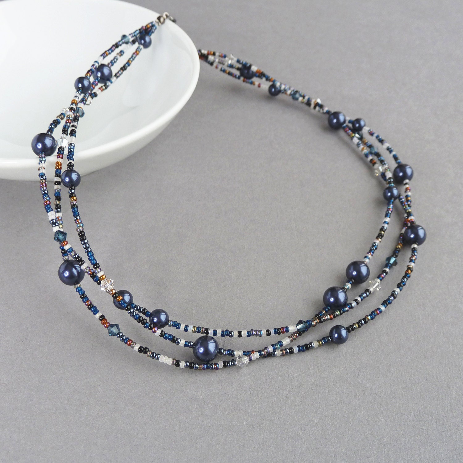 LUPE NECKLACE- BLUE MULTI main image 1