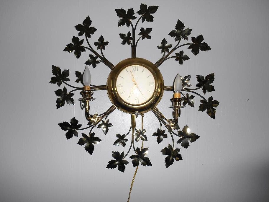 Vintage Metal Leaf Wall Clock