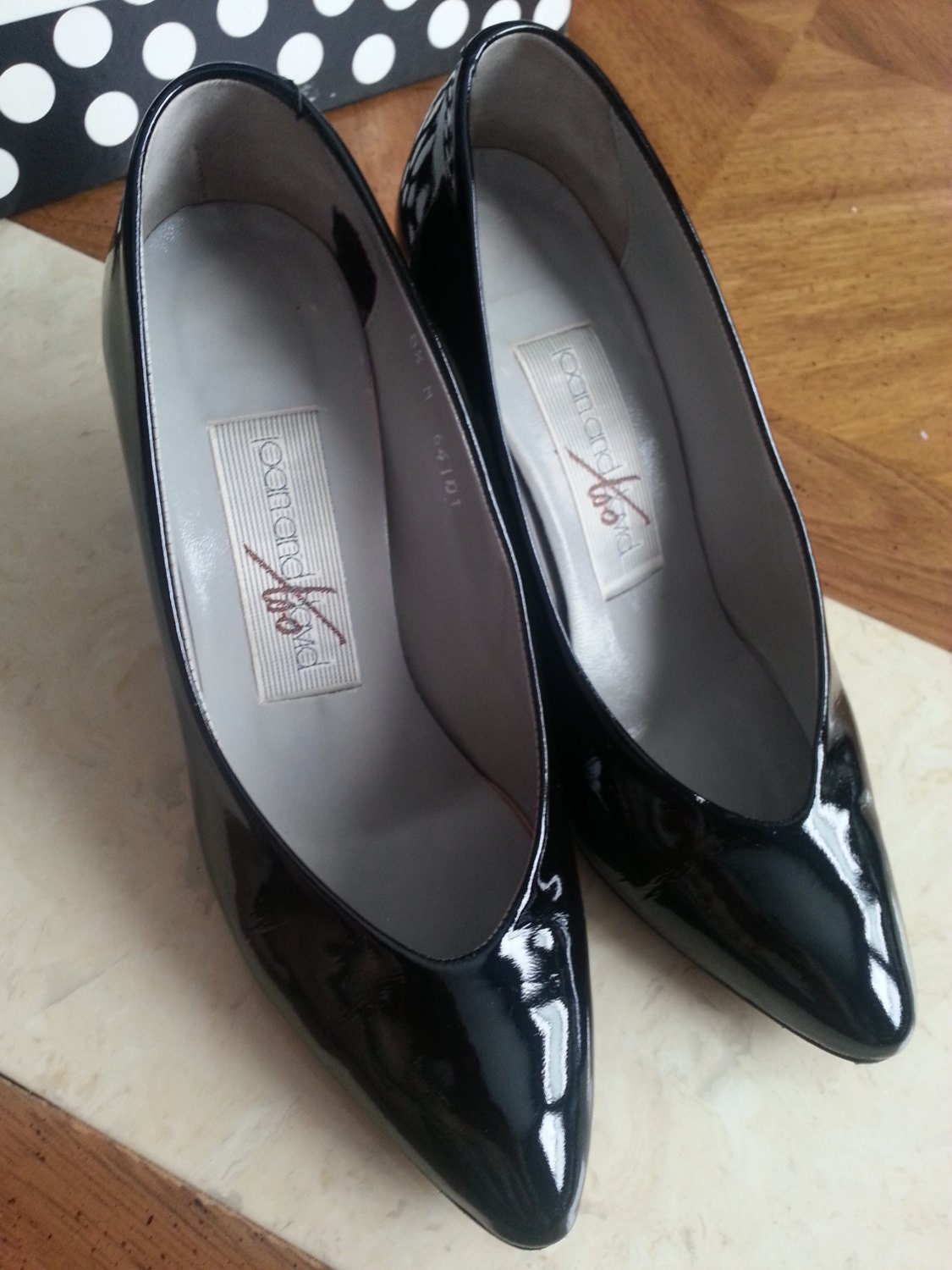 Vintage Joan and David Too Heels Pumps Shoes Black Patent
