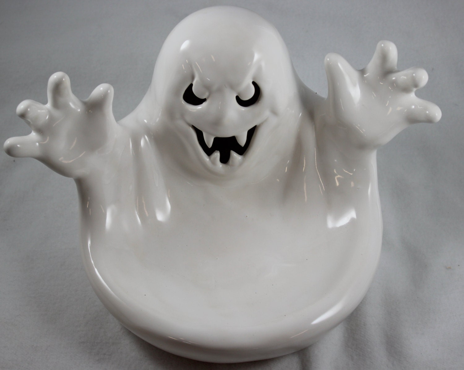 Ceramic Ghost Candy Dish by ArtsonFirePlano on Etsy