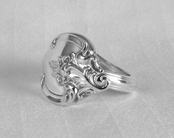 Handmade spoon ring in the Orleans pattern, circa 1964