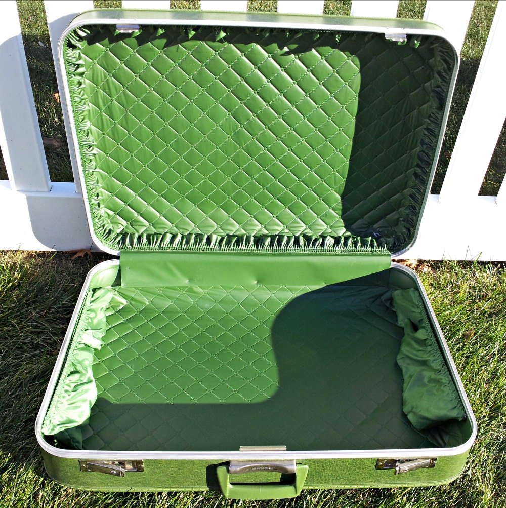Vintage Biltmore Green Suitcase Near MINT Green Ruffled