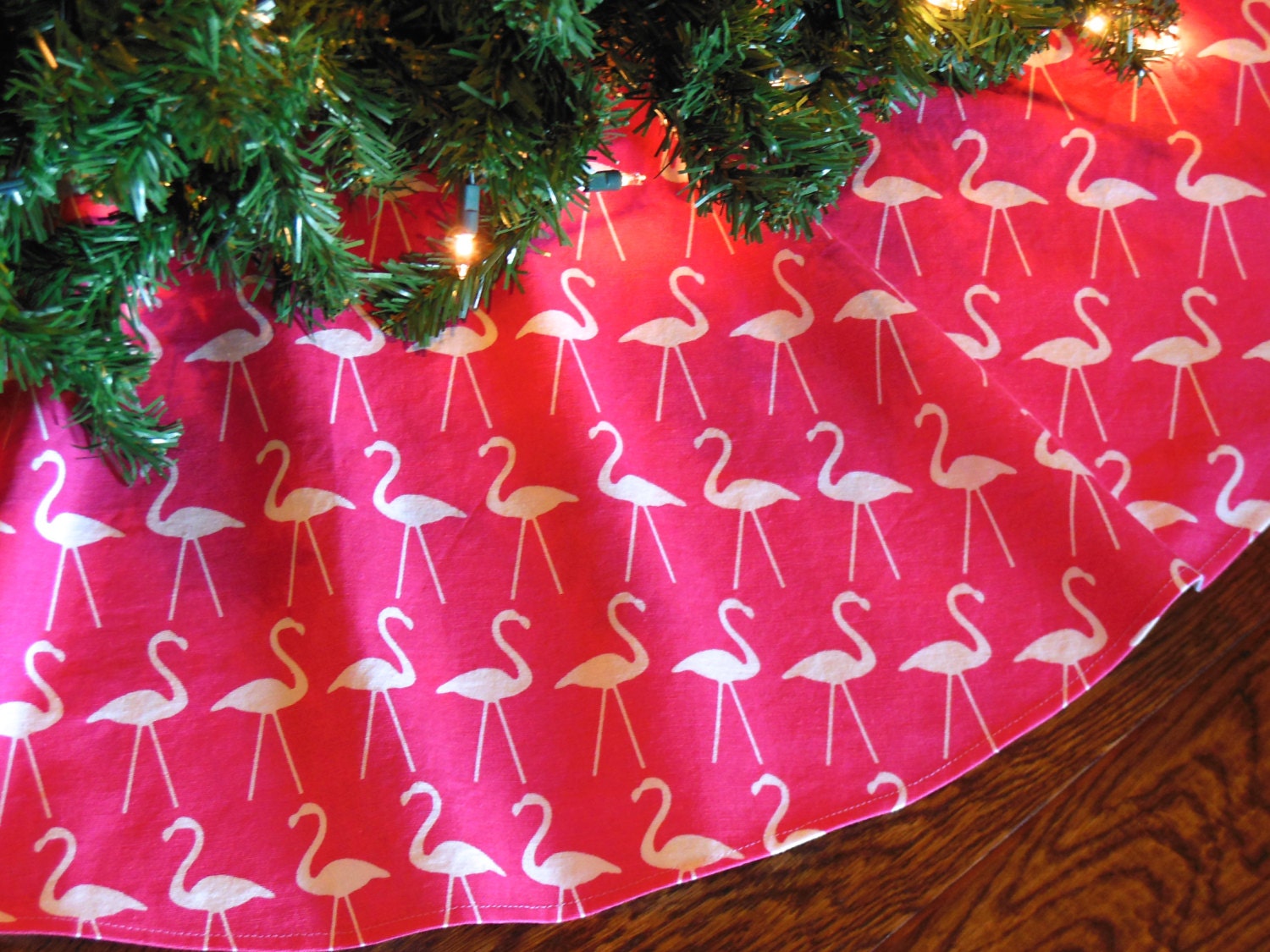 Flamingo Tree Skirt 