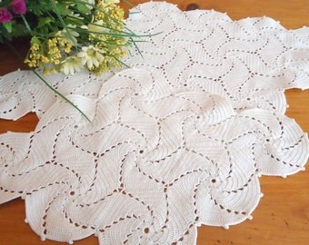 2 Crocheted Doily Doilies White Vintage Doilys Lot B162