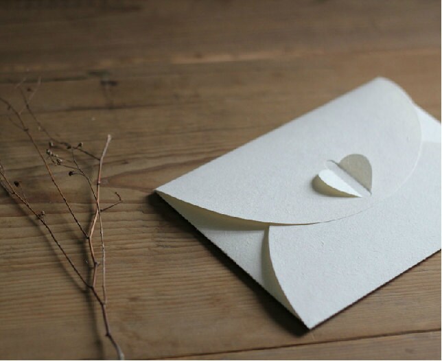 Heart clasp envelopes 175mm125mm approx 5'' x