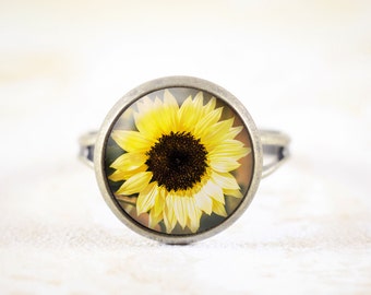 Sunflower Ring - Yellow Flower Ring, Floral Ring, Garden Jewelry, Sun Flower Jewelry, Botanical Ring, Nature Jewelry, Sunflower Jewellery