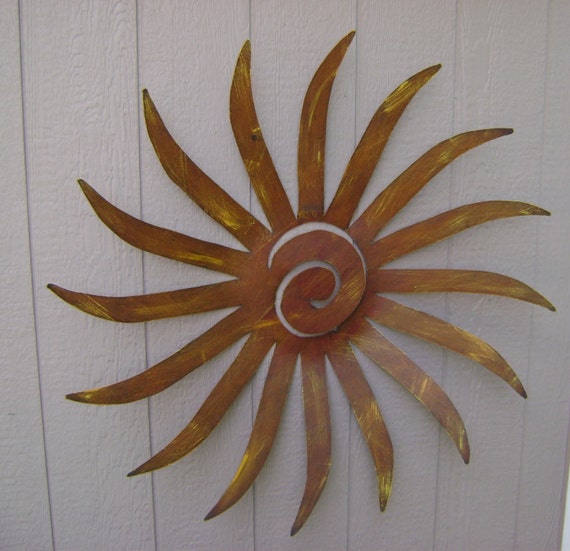Items similar to Sun, Rusty Metal Sun Sculpture, Large Metal Sun