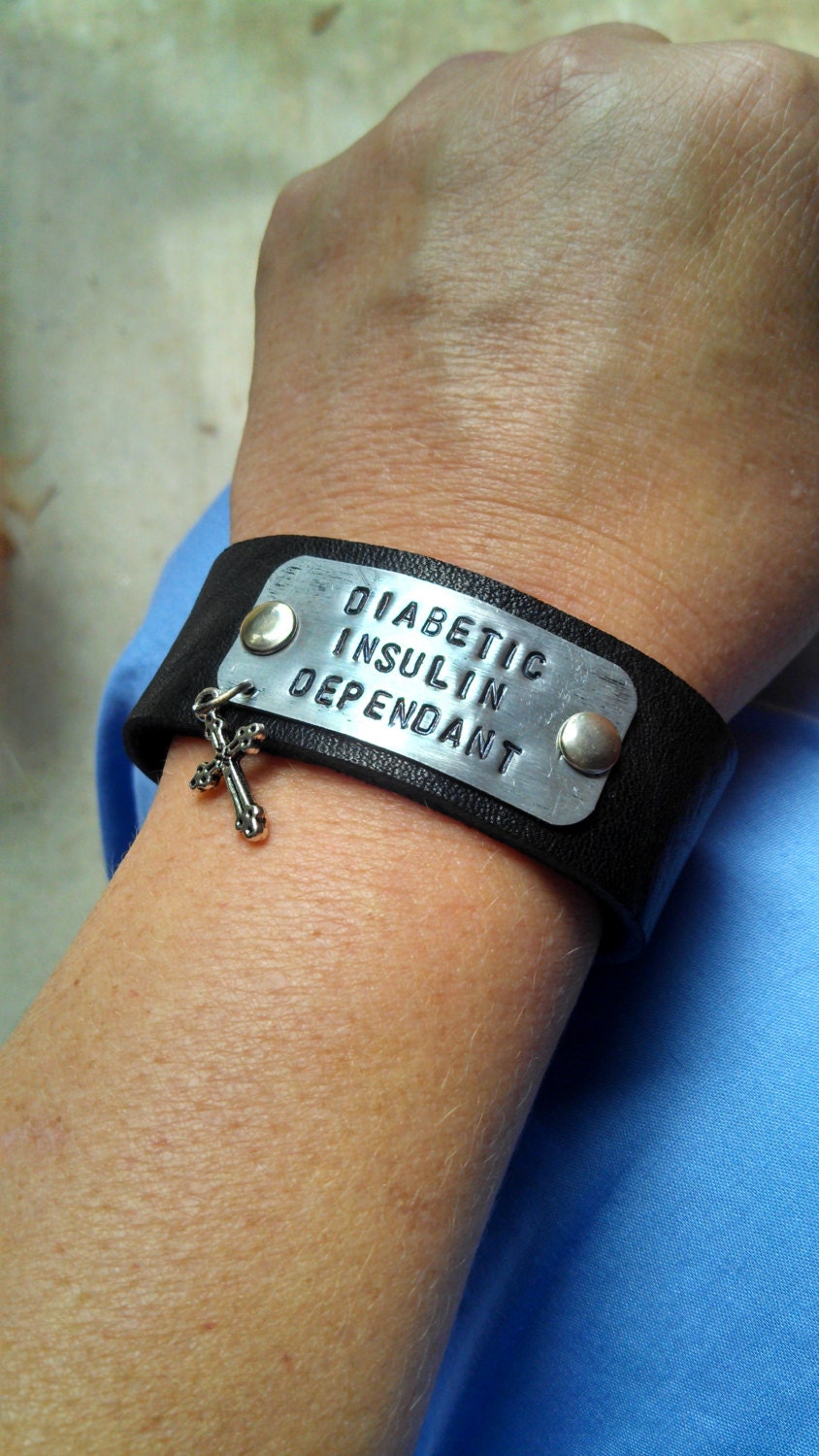 Medical Alert Bracelet. Custom Made Leather by STAMPEDSTATEMENTS