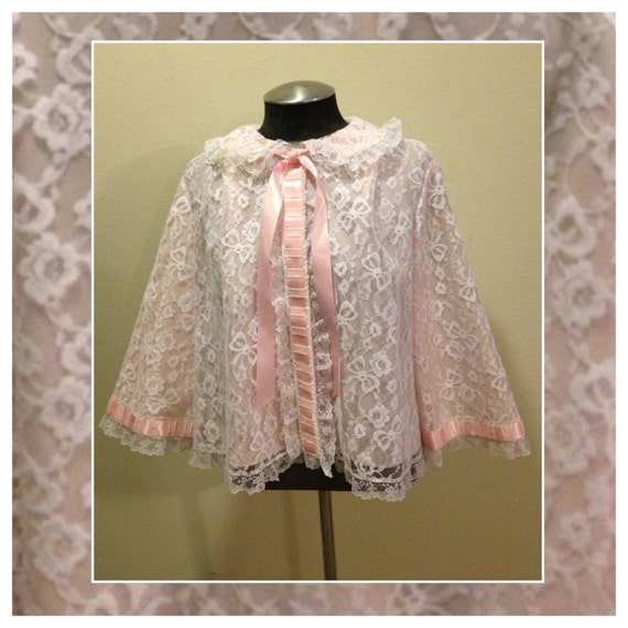Vintage 1950's Bed Jacket by Odette Barsa in Pink Lace