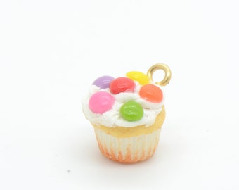 1 - Hand Made 3D Resin Cupcake Cabochon, Vanilla Cake Sprinkles Cupcakes Birthday Party Ice Cream Terrarium Findings Doll Colorful (F013)