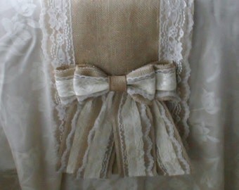 Burlap and lace table runners, French country weddings, shabby chic, rustic elegance