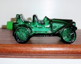 AVON COLLECTIBLE CAR Emerald Green Glass Plastic Top After Shave Bottle ...