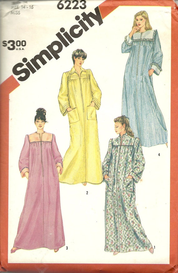 Simplicity 6223 Misses Zipper Front Robe Pattern Size Medium