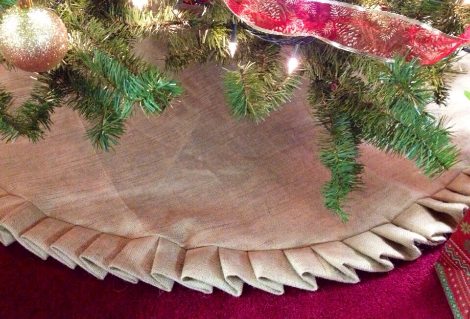 63 ruffled burlap christmas tree skirt 63 ruffled burlap christmas tree skirt
