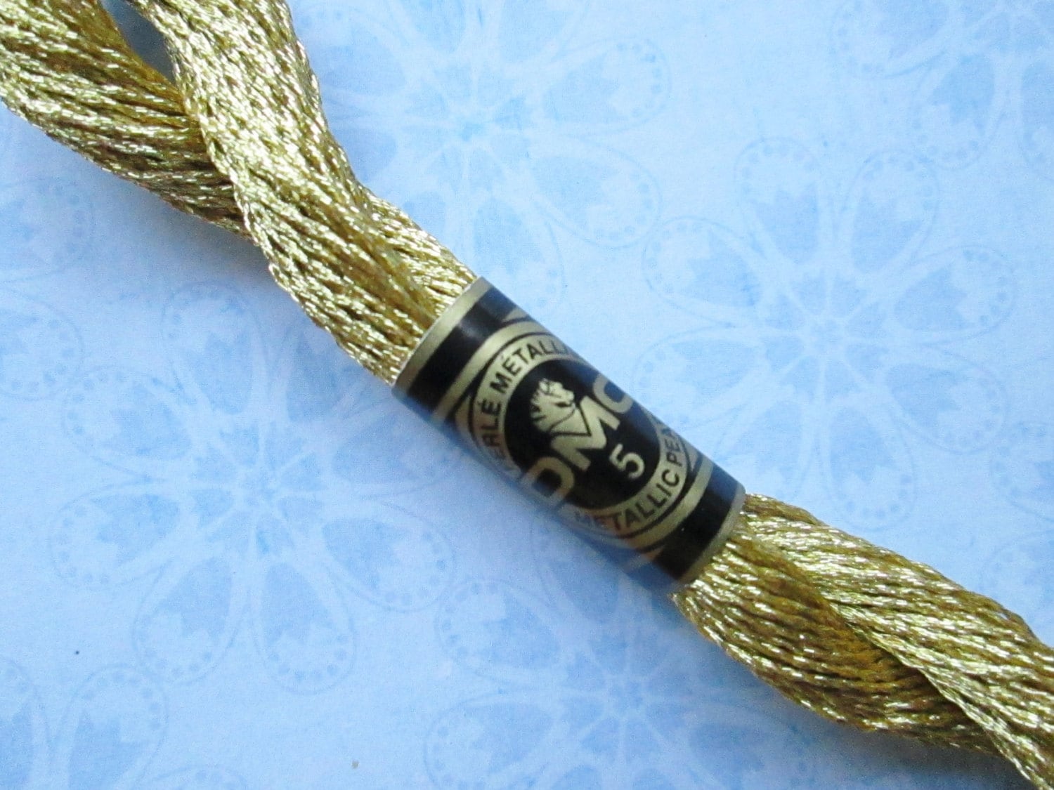 Metallic Gold Embroidery Floss  Thread by DanJDesigns on Etsy