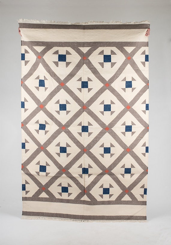 White Area Rug in New Design 4 x 6 Feet by gypsya on Etsy