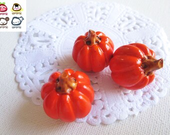 Miniature Ceramic Pumpkin, ceramic vegetables, orange, food figurine, miniature food, mini vegetables, dollhouse, tiny, clay