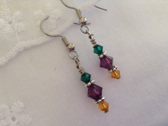 Mardi Gras earrings... Dangle... Beaded with purple green and